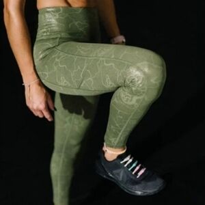 ZYIA Olive Maze Light N Tight Leggings